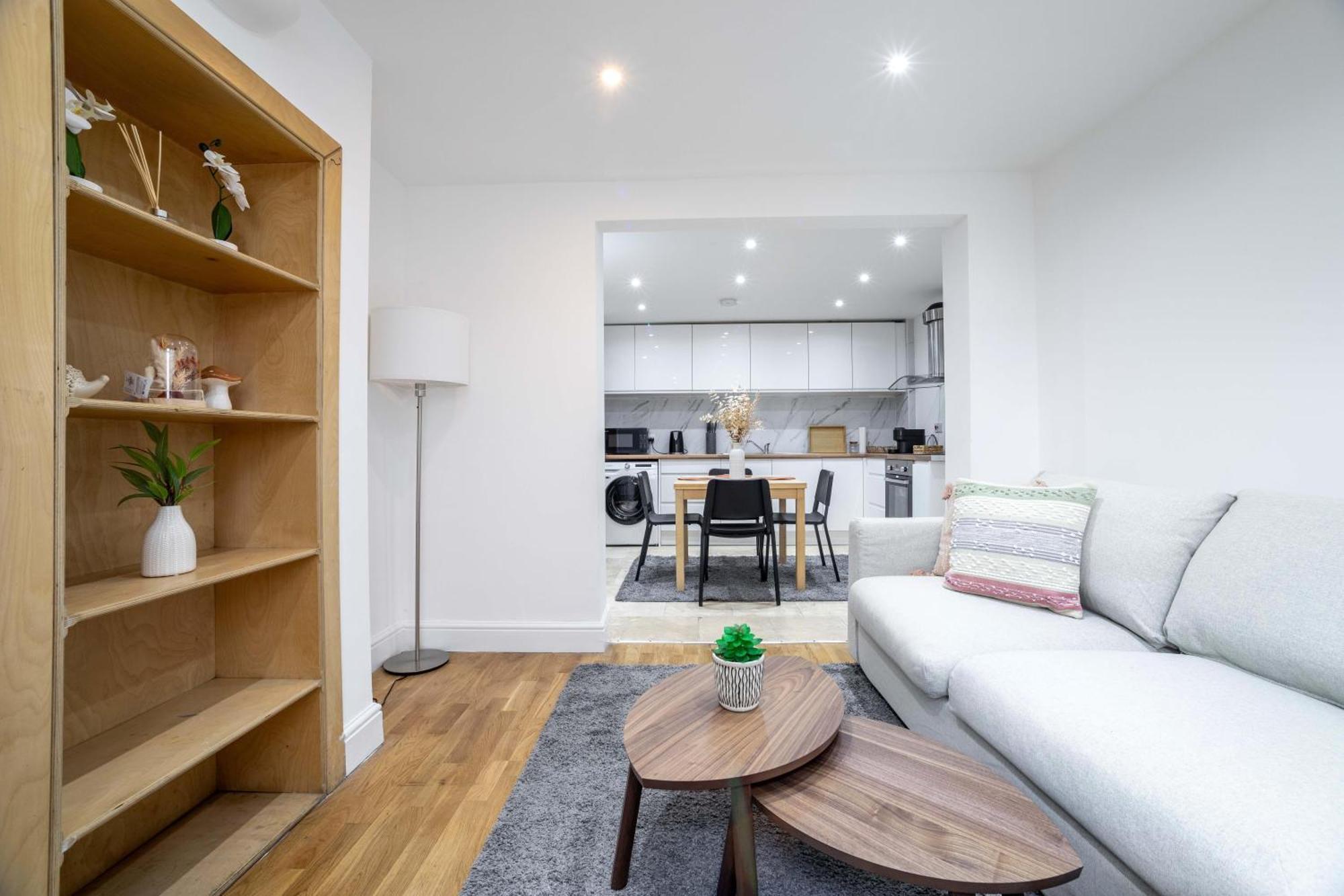 3 Bedroom House In Notting Hill ลอนดอน ภายนอก รูปภาพ